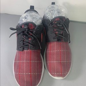 GRADE SCHOOL YOUTH 6.5  NIKE ROSHE ONE SE ANTHRACITE/GYM RED 859605-003